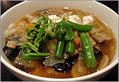 野菜刀削麺（ヤサイ刀削麺）